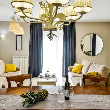 Anna Villa Umag